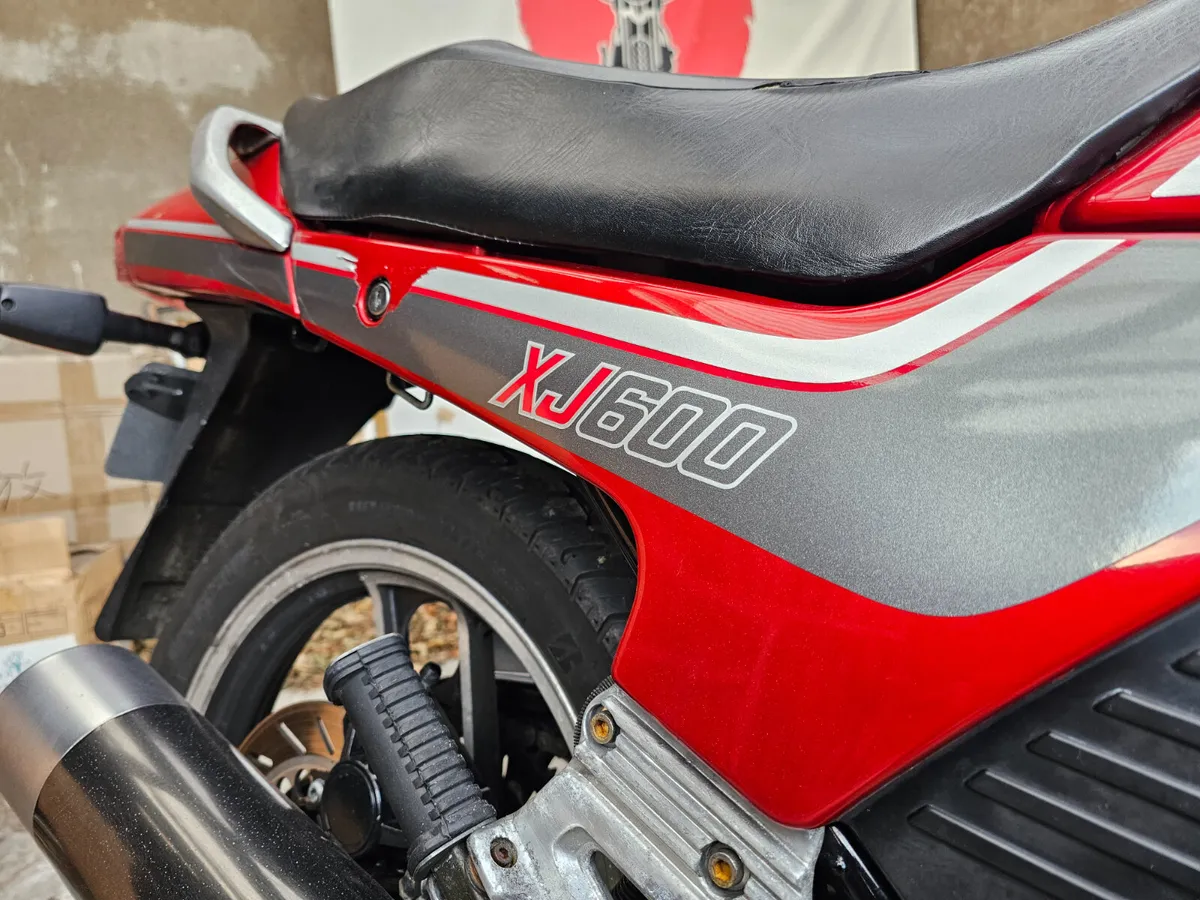 YAMAHA XJ 600 - Image 4