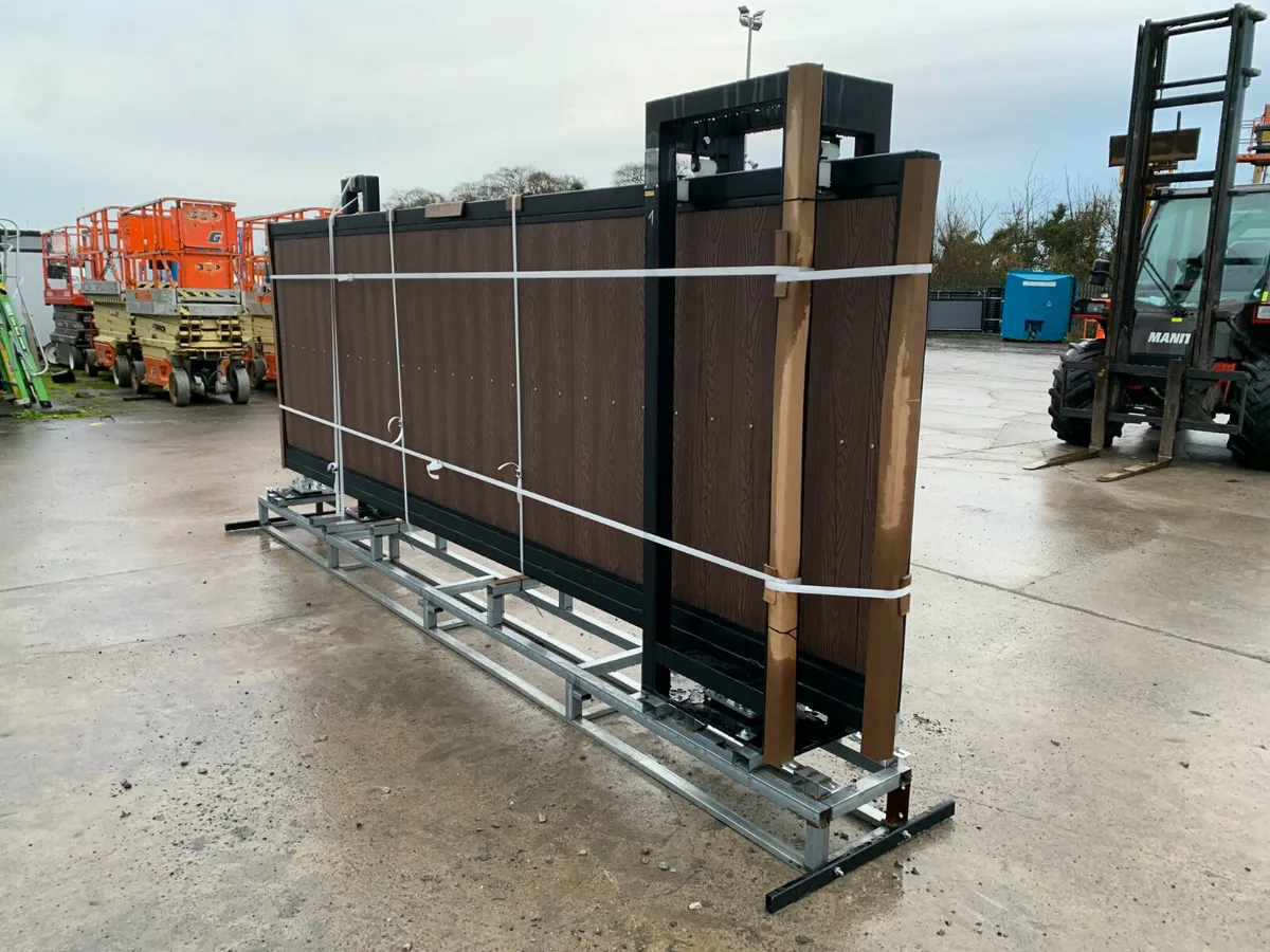 NEW/UNUSED 14FT X 5FT ELECTRIC SLIDING GATE - Image 3