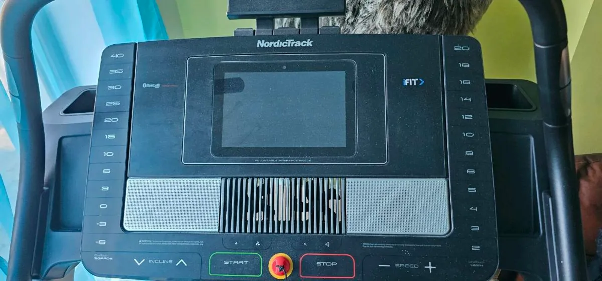 Treadmill - Image 2
