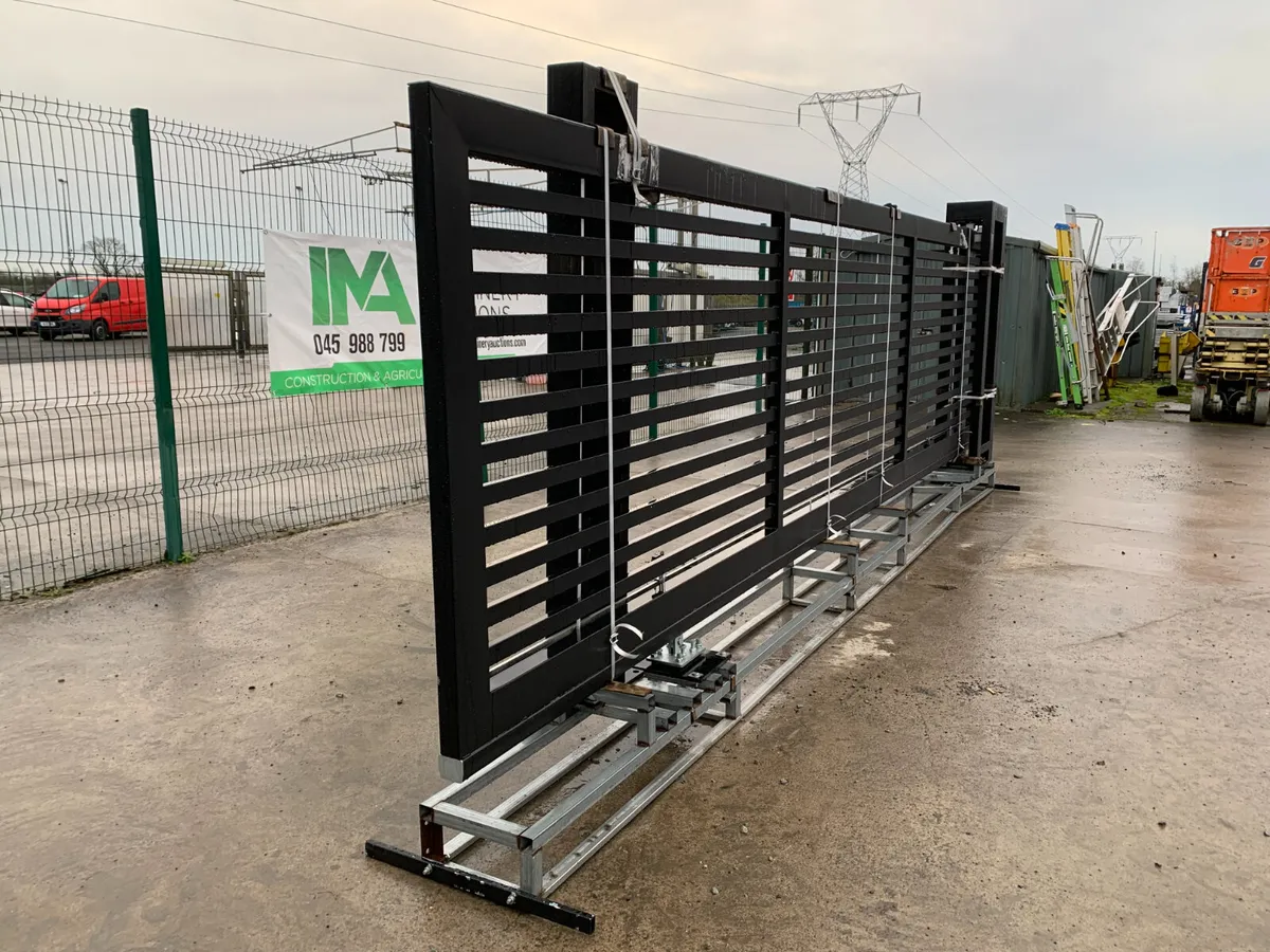 NEW/UNUSED 20FT ELECTRIC CANTILEVER SLIDING GATE - Image 4