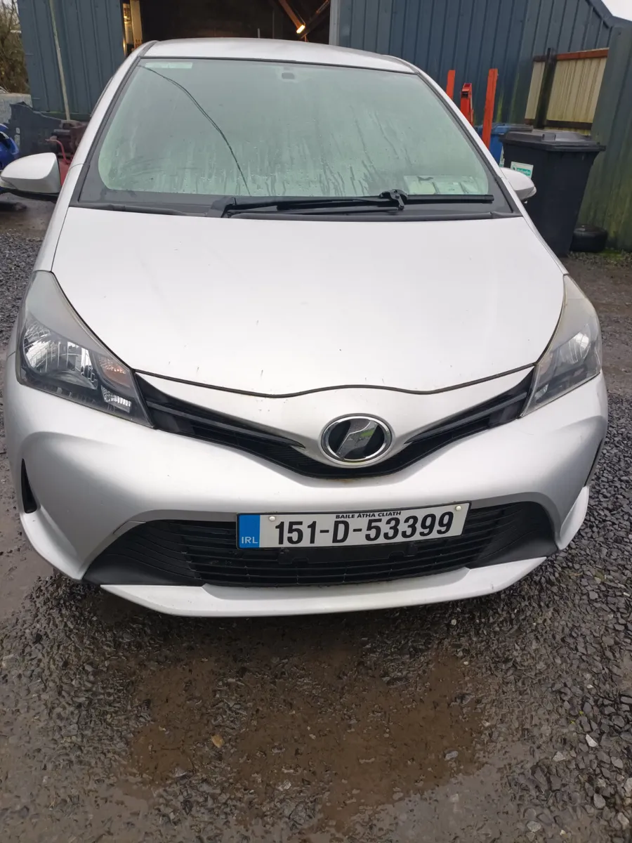 Toyota Vitz 2015 - Image 2