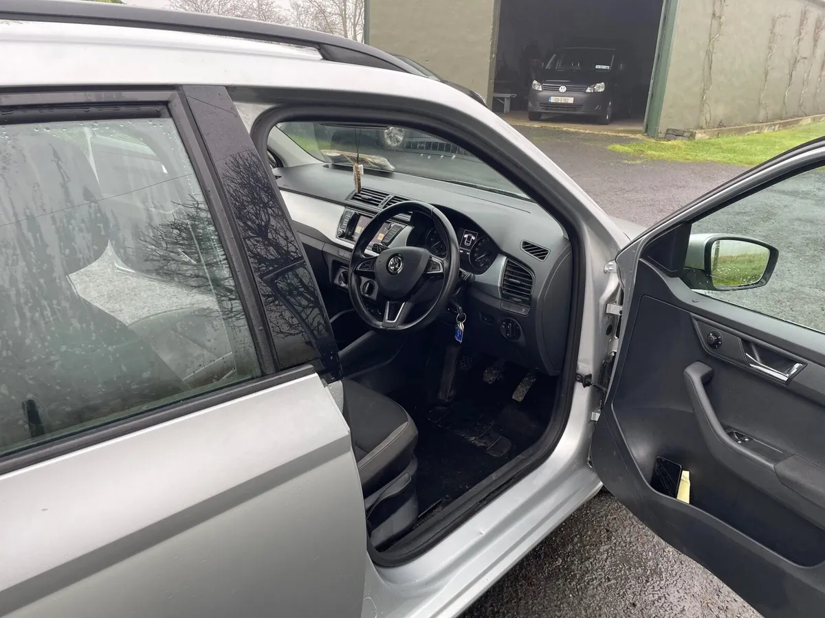 Skoda Fabia 2018 - Image 3