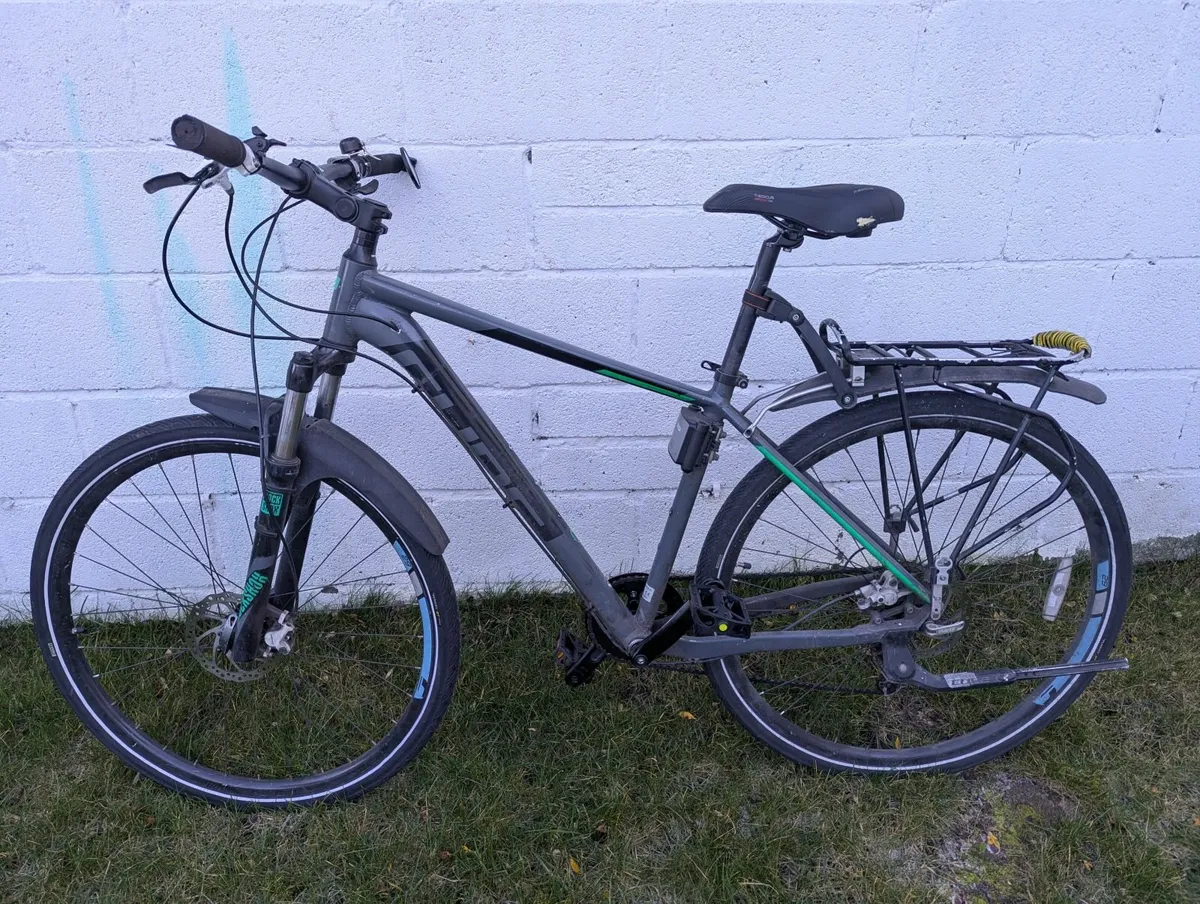 Cube Trekking/Touring Bike – 29″, new tyres. - Image 1