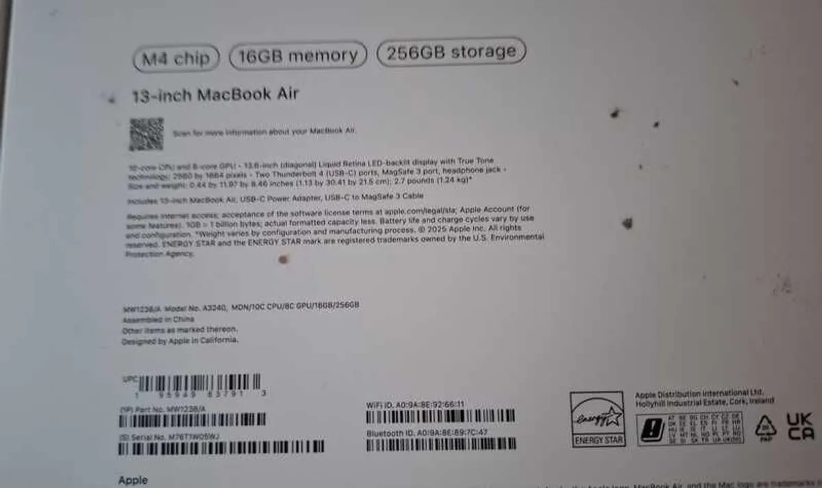 2025 M4 Apple MacBook Air 13-inch  16GB RAM 256GB - Image 4