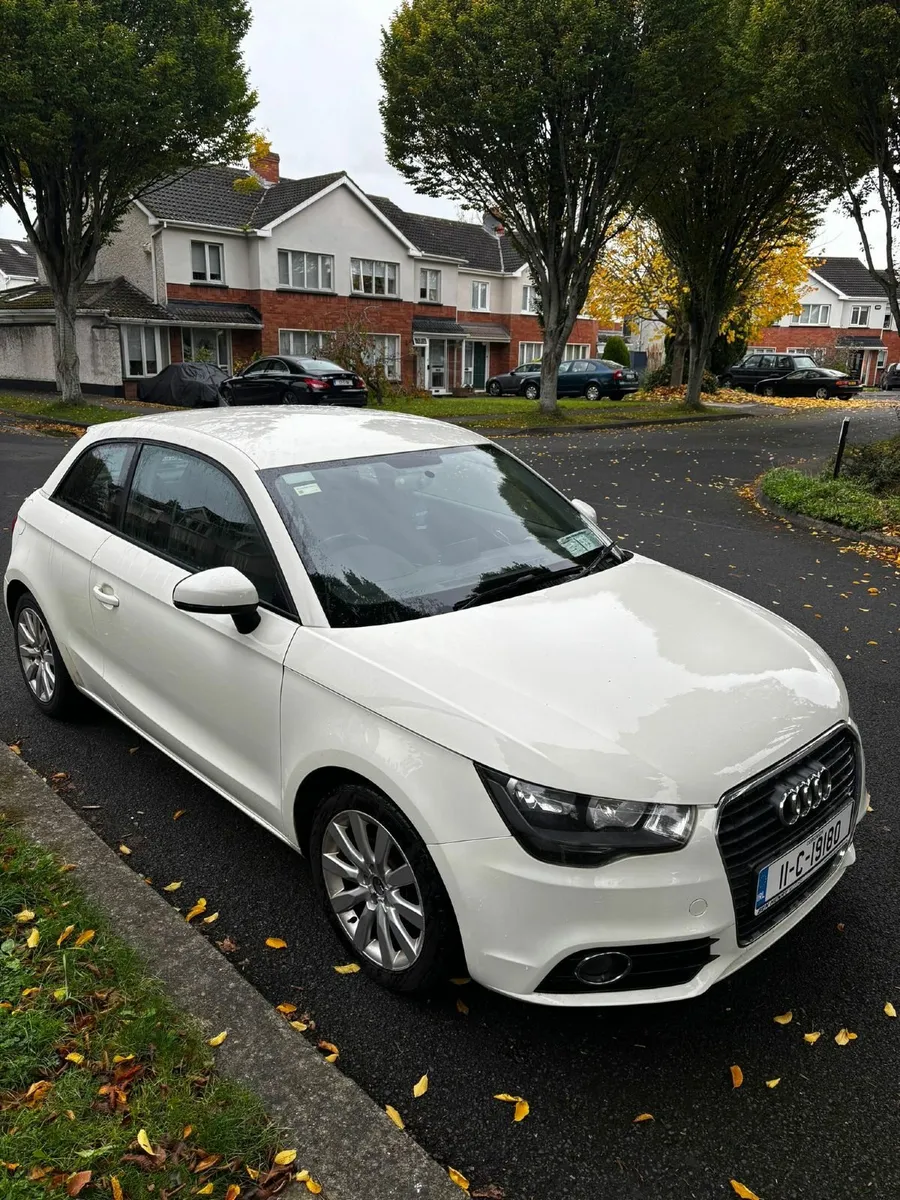 Audi A1 2011 - Image 2