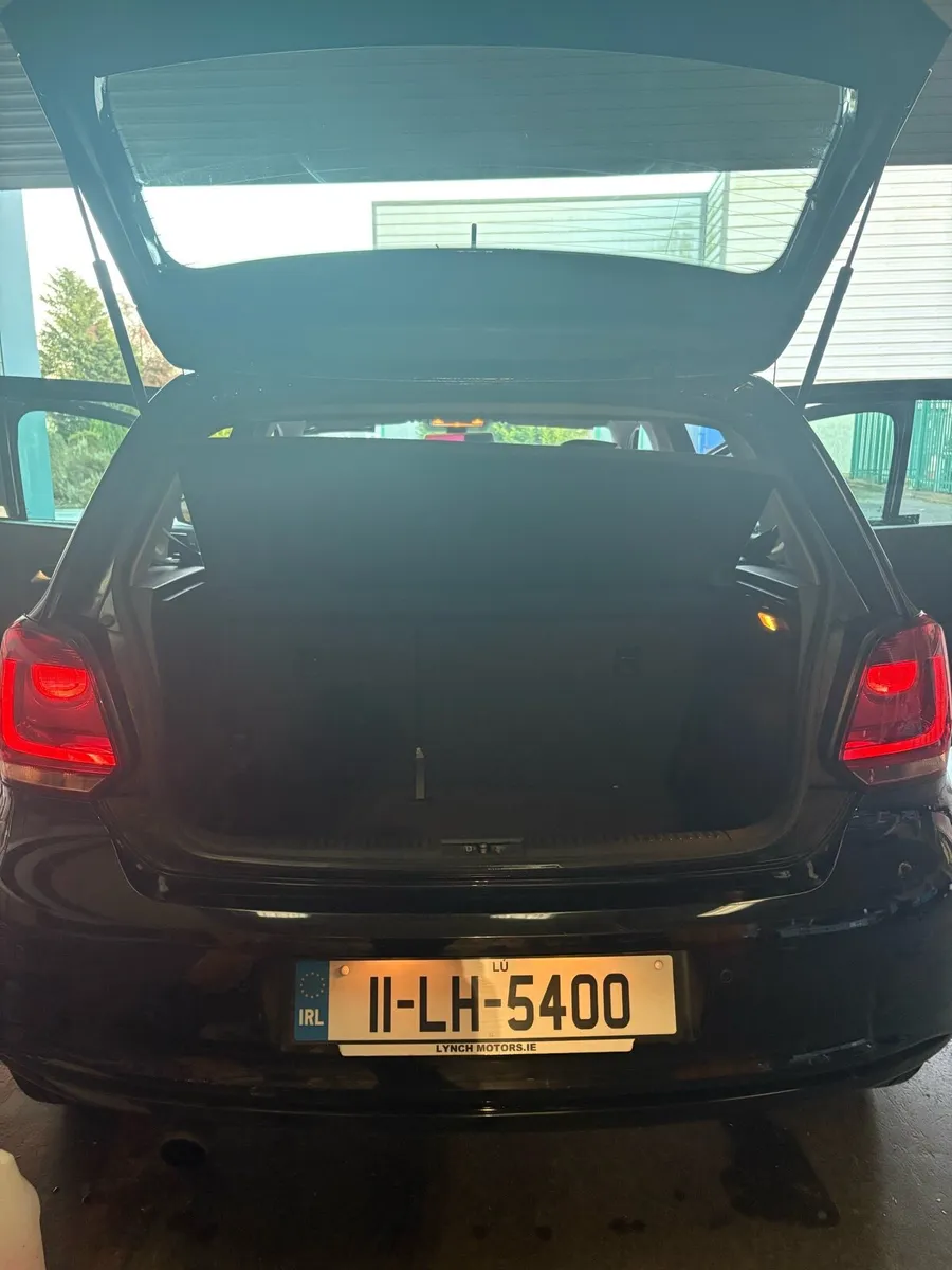 Volkswagen polo - Image 4