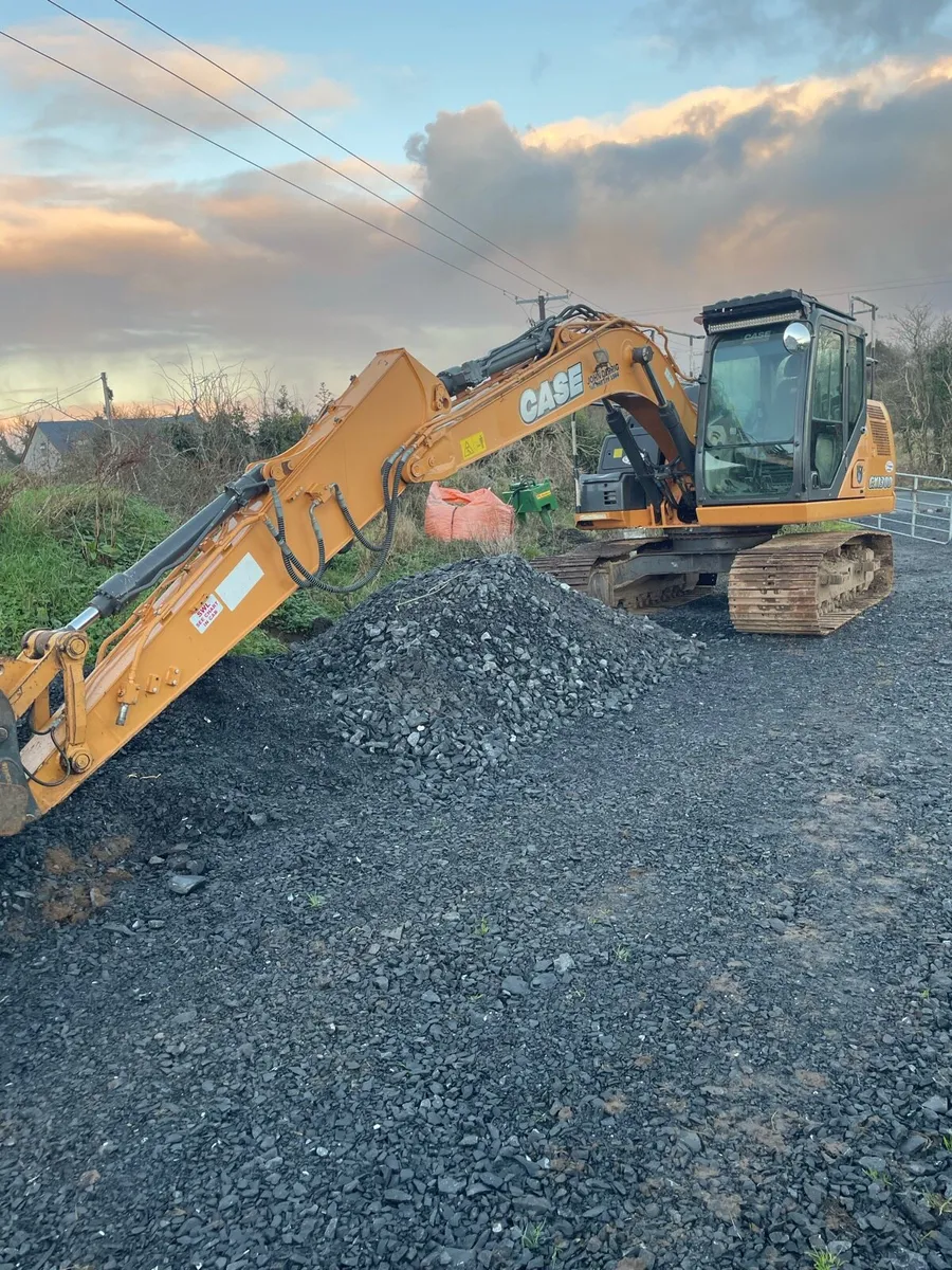 Case 130D 2016 - Image 1