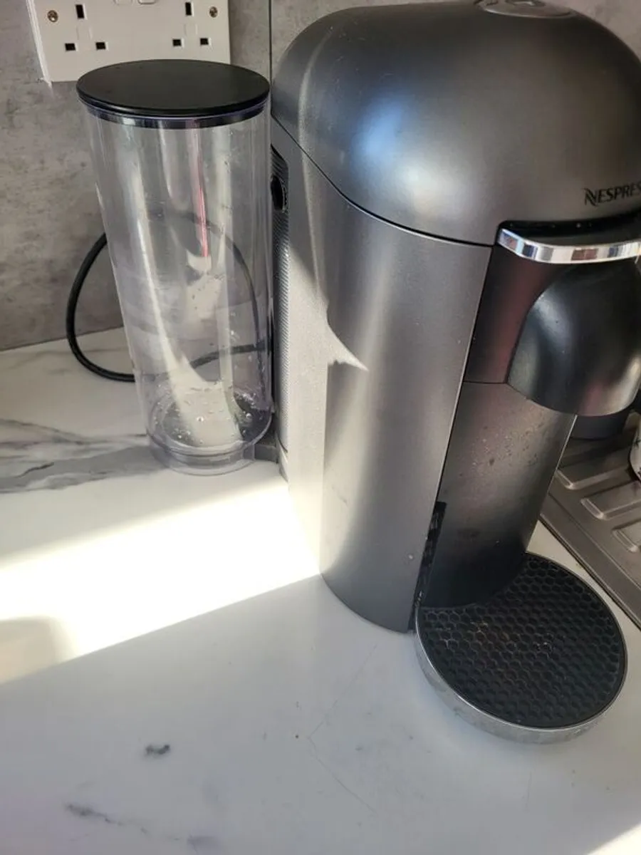 Nespresso vertuo coffee machine - Image 1