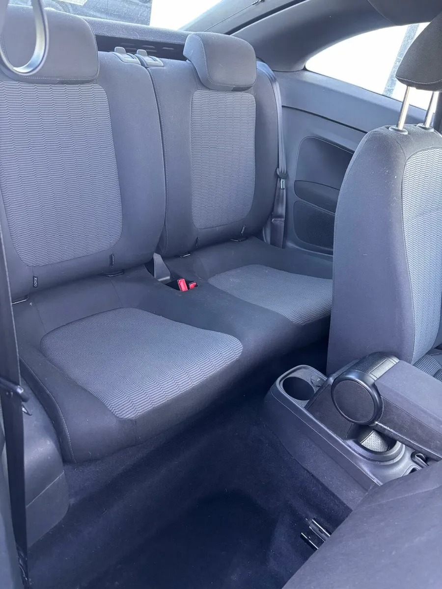 VW Beetle 1.6TDI - Image 3