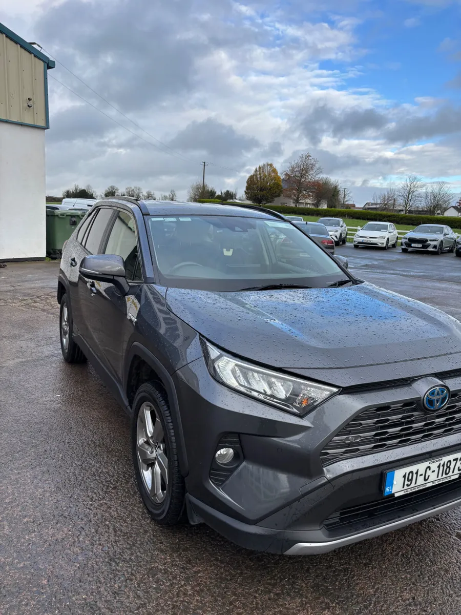 Toyota RAV4 2019 - Image 2