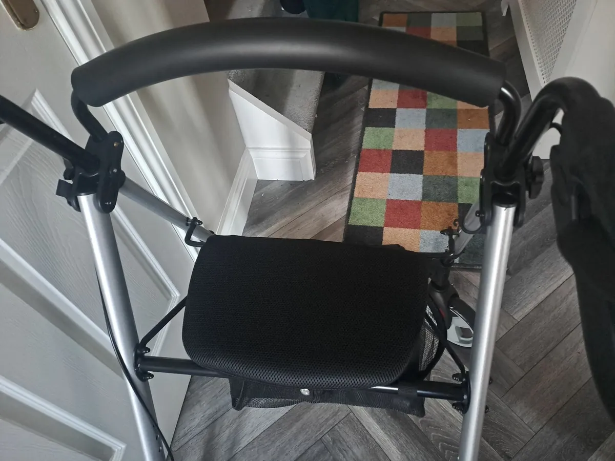 Rollator - Image 2