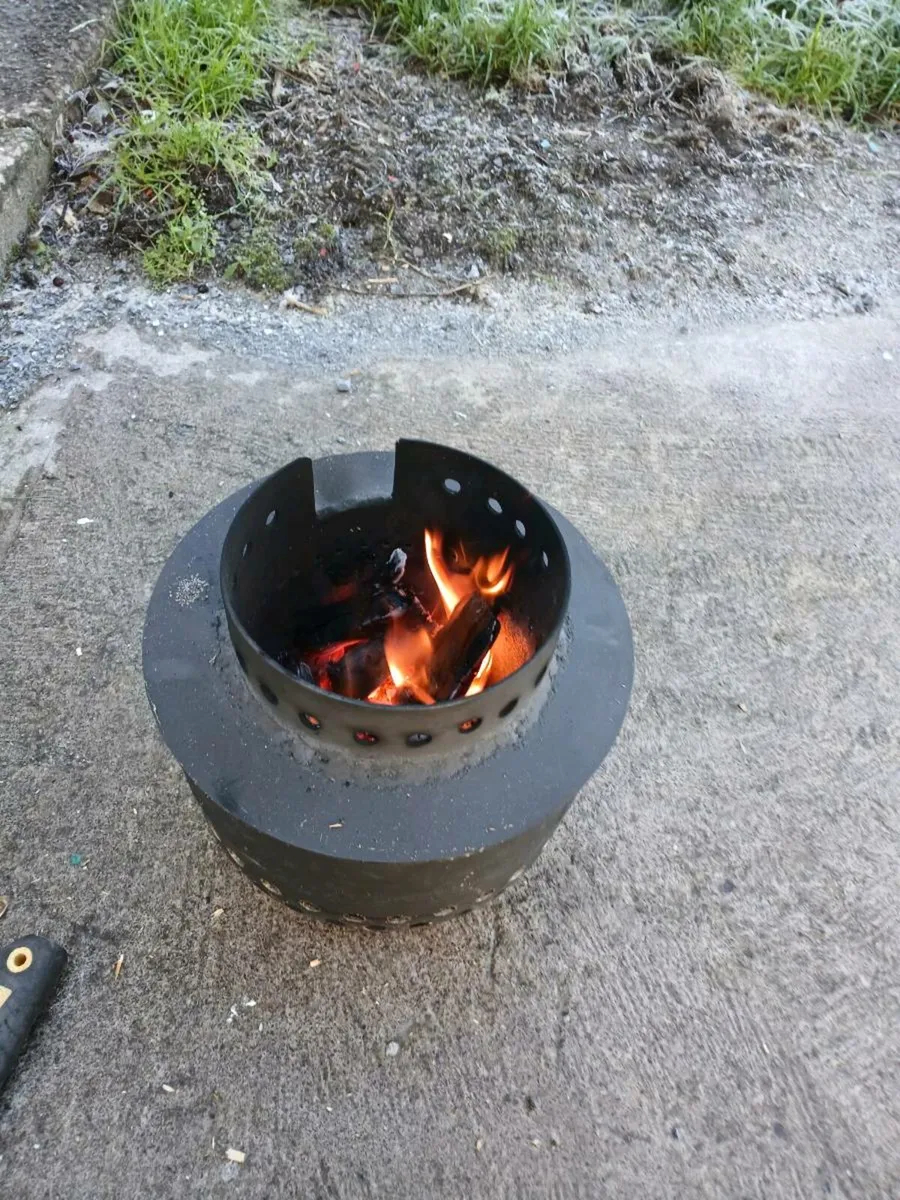 Camping wood stove heater - Image 1