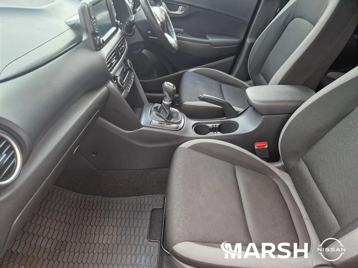 Hyundai KONA KAUAI EXECUTIVE 5DR - Image 4