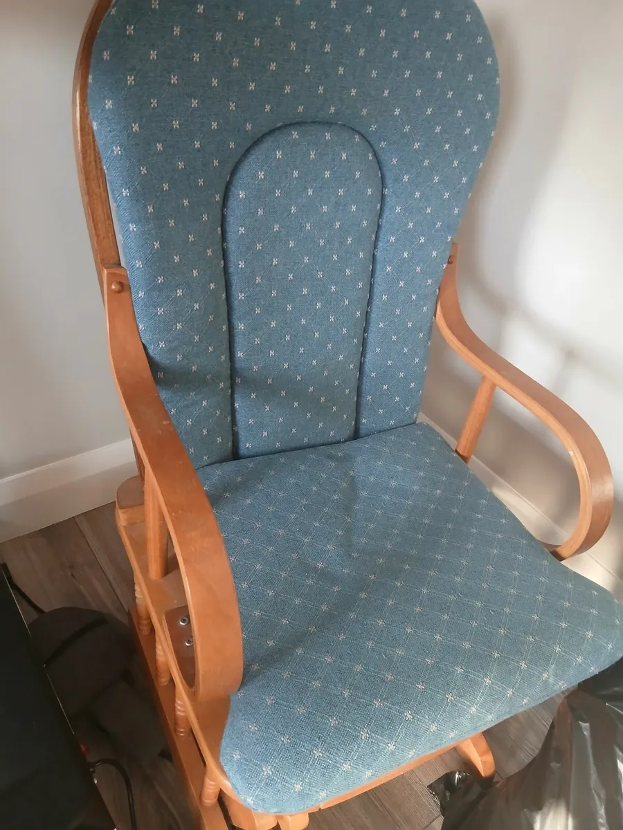 Rocking chair - Image 1