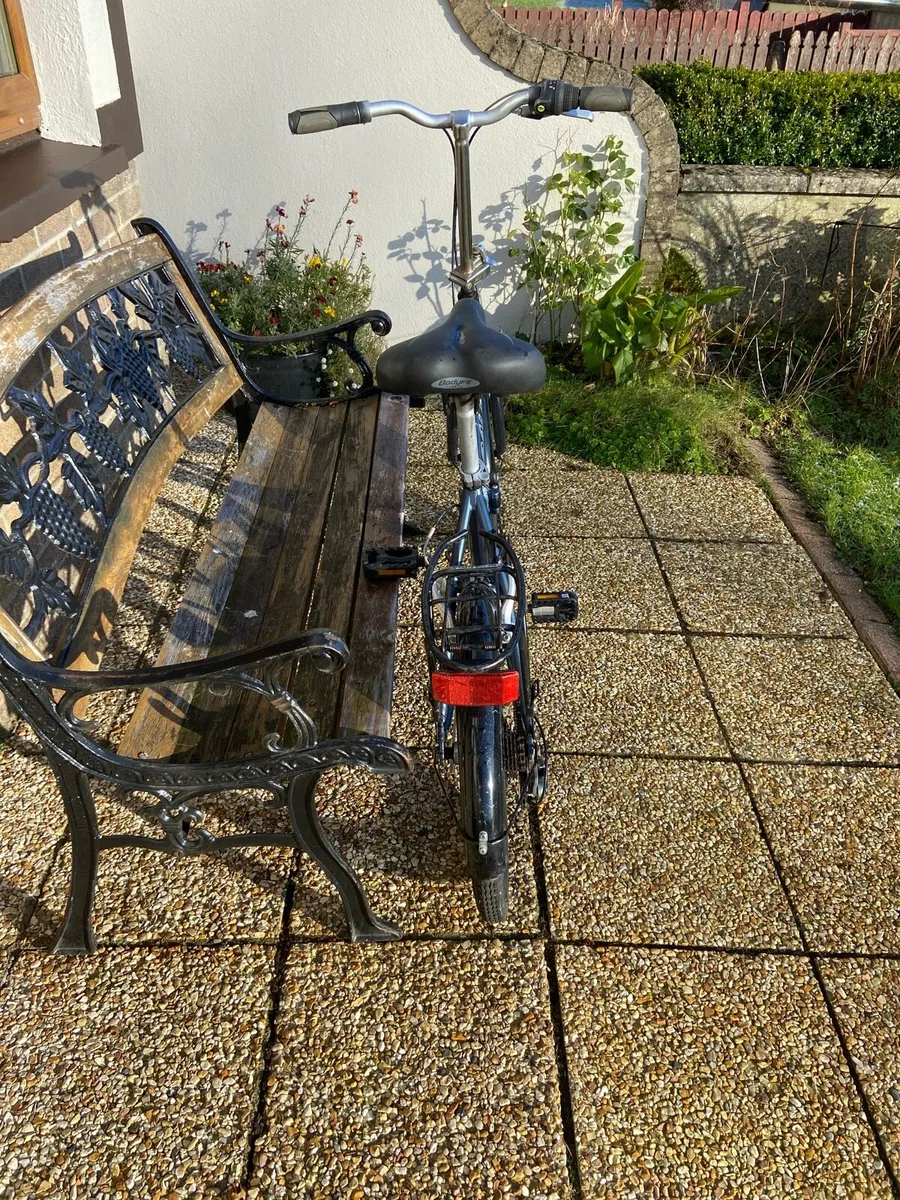 Raleigh Fold. Up. Bike - Image 3