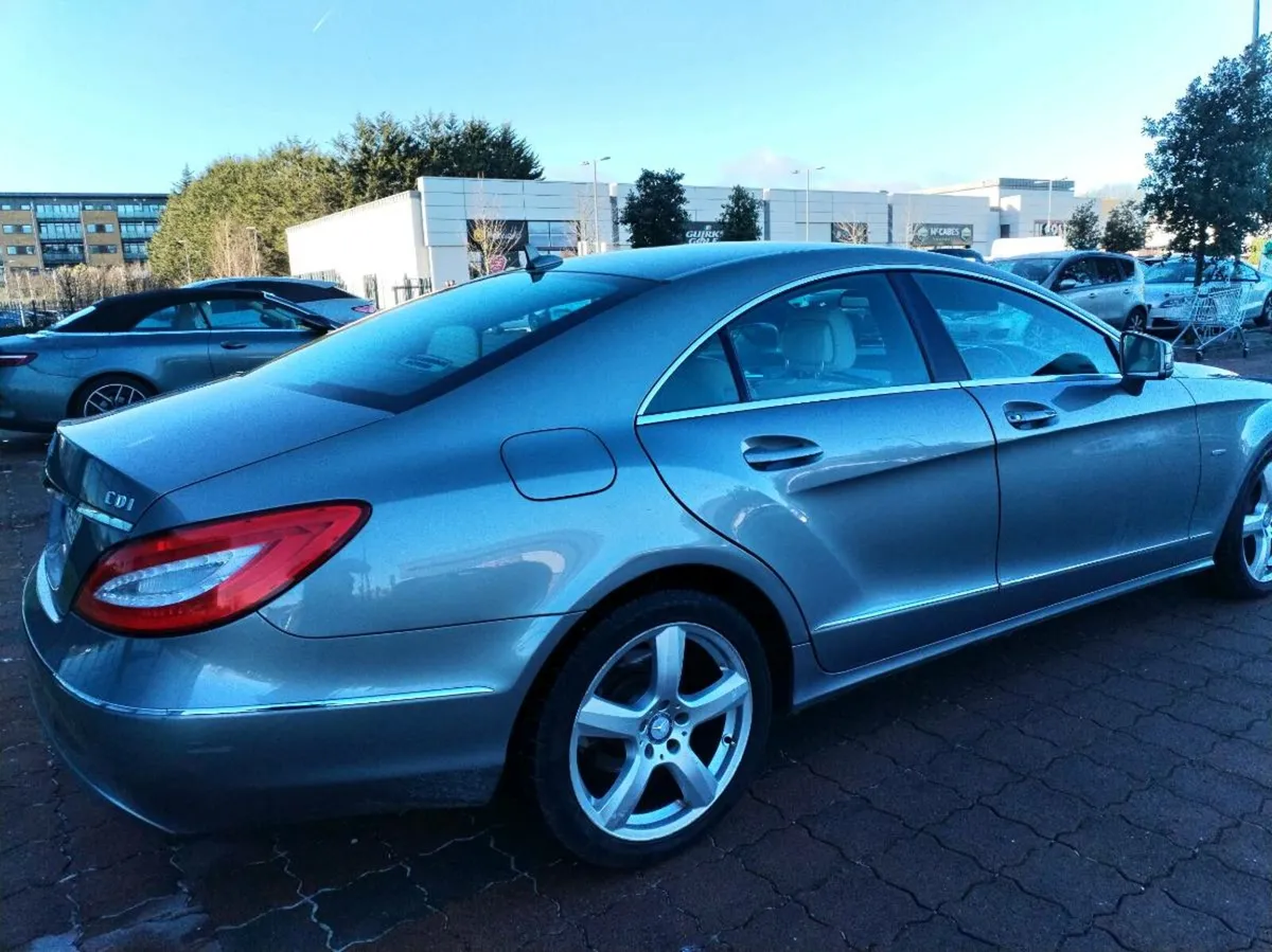 Mercedes CLS 250 automatic. New tiaming shen prof. - Image 4
