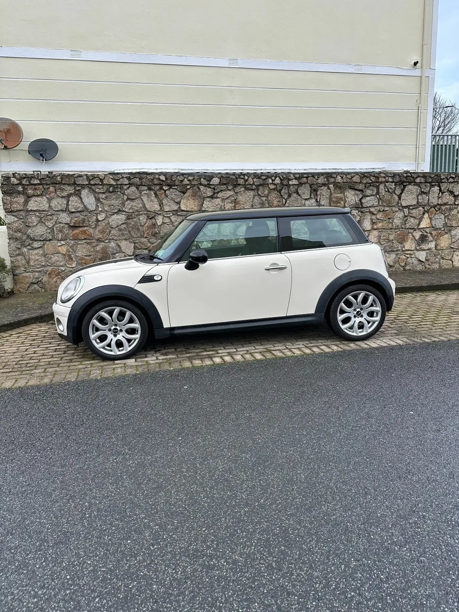 Mini Cooper 2008 - Image 2