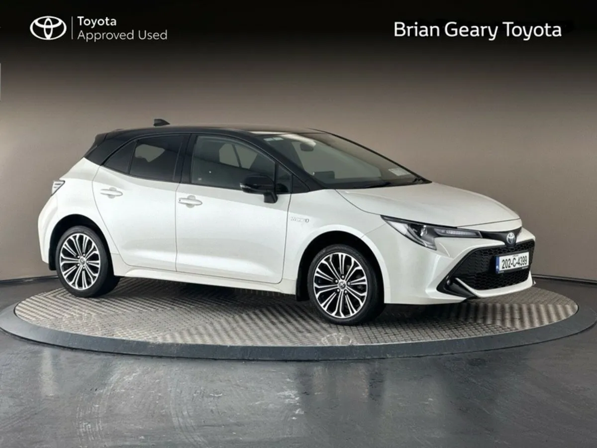 Toyota Corolla HYBRID LUNA SPORT H/B - Image 1