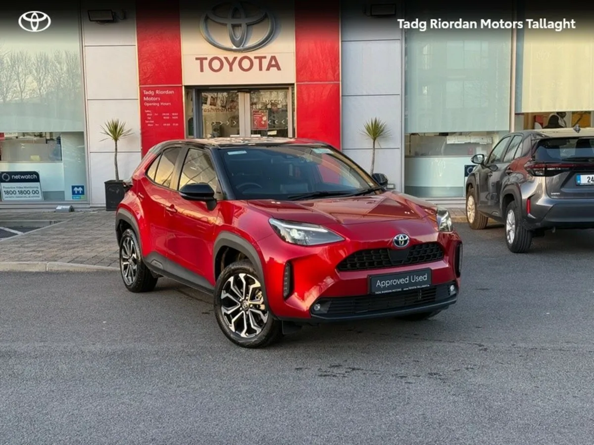 Toyota Yaris Cross YARIS CROSS LUNA SPORT - Image 1
