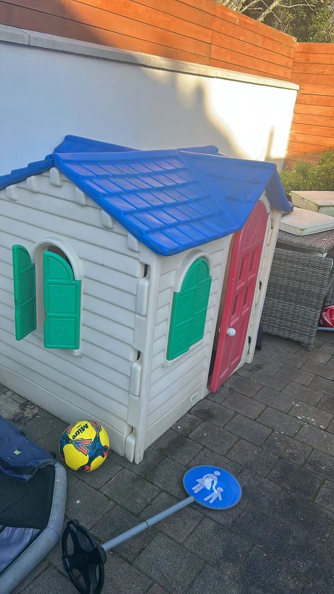 Free- children’s play house - Image 2