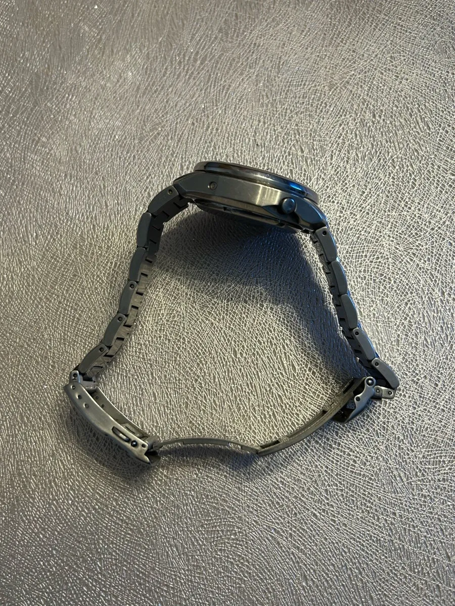 CITIZEN solar Calibre 2100 Grey Dial Chronograph - Image 3