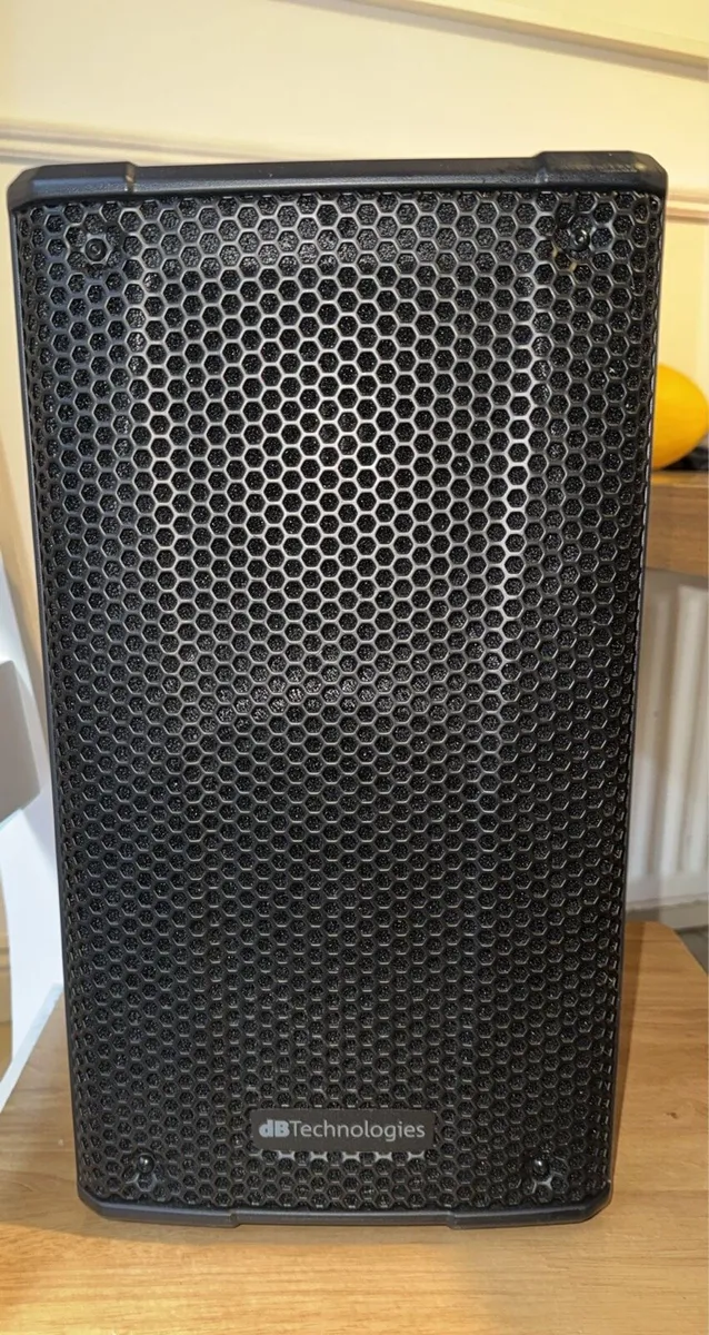 Dj Decks  ddj flx x6 + Speaker - Image 1