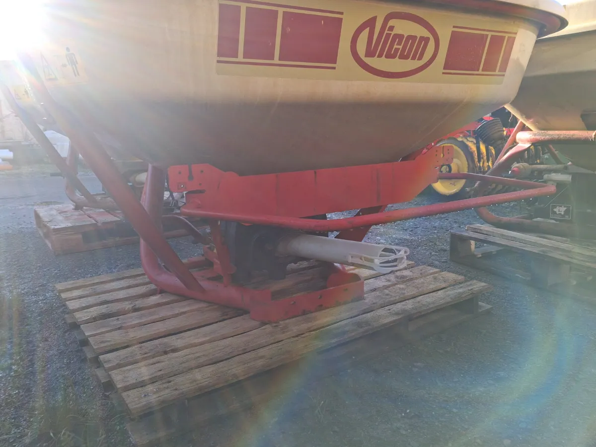 Vicon spreader - Image 3