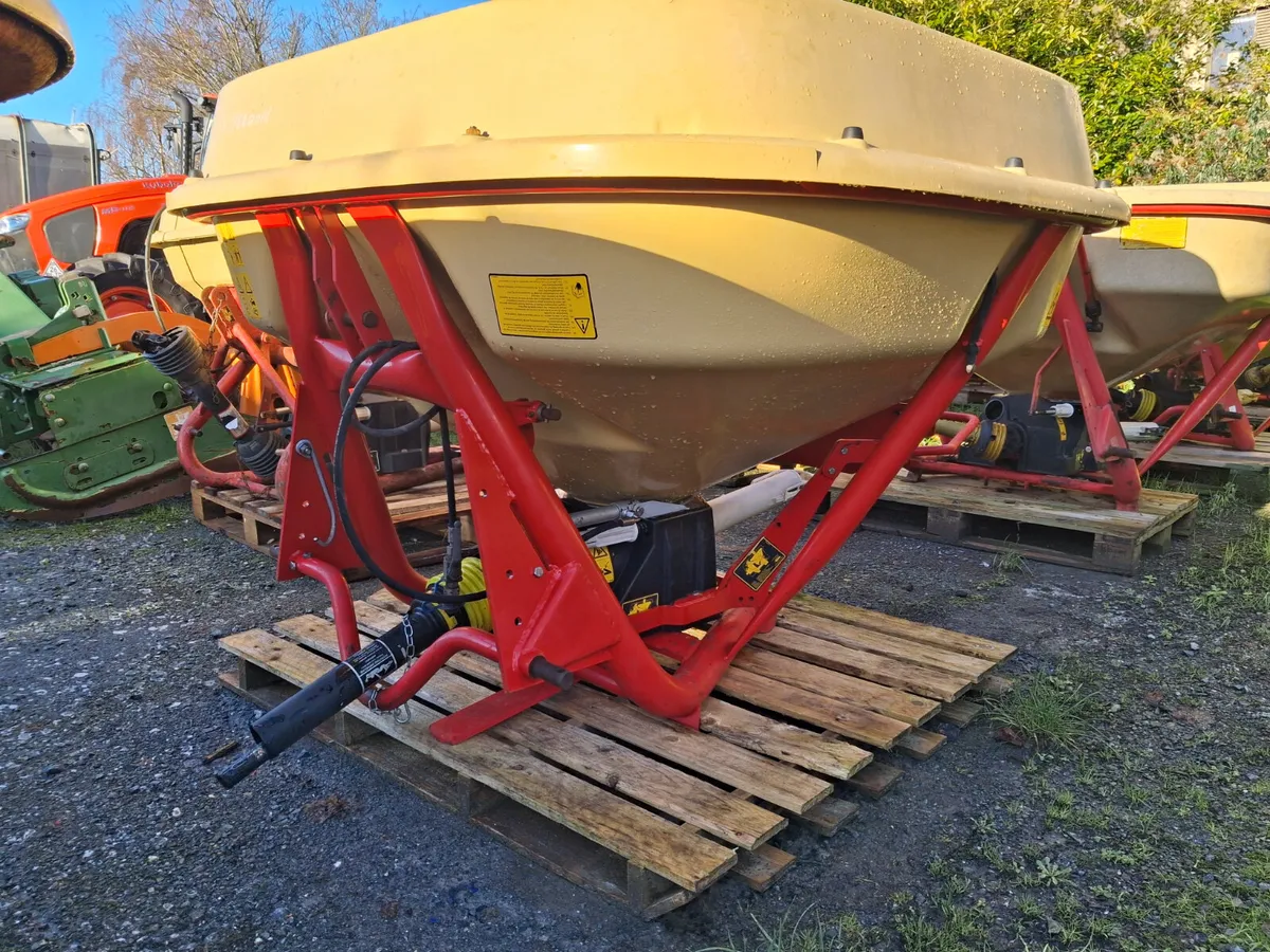 Vicon spreader - Image 1