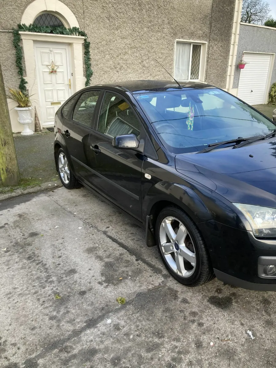 Ford Focus 2007 - Image 2