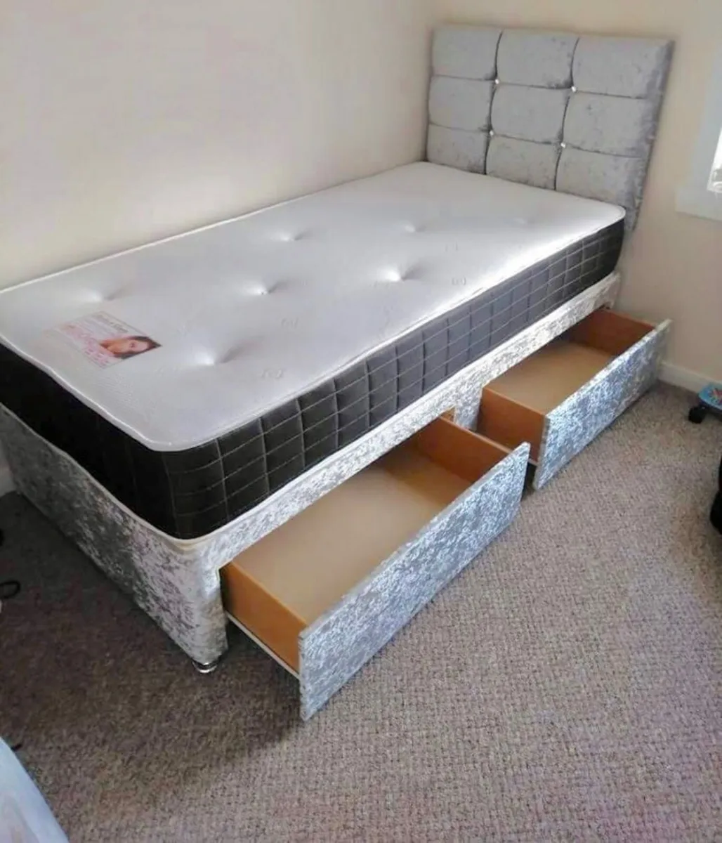 Beautiful Paris beds all sizes and colours - Image 4