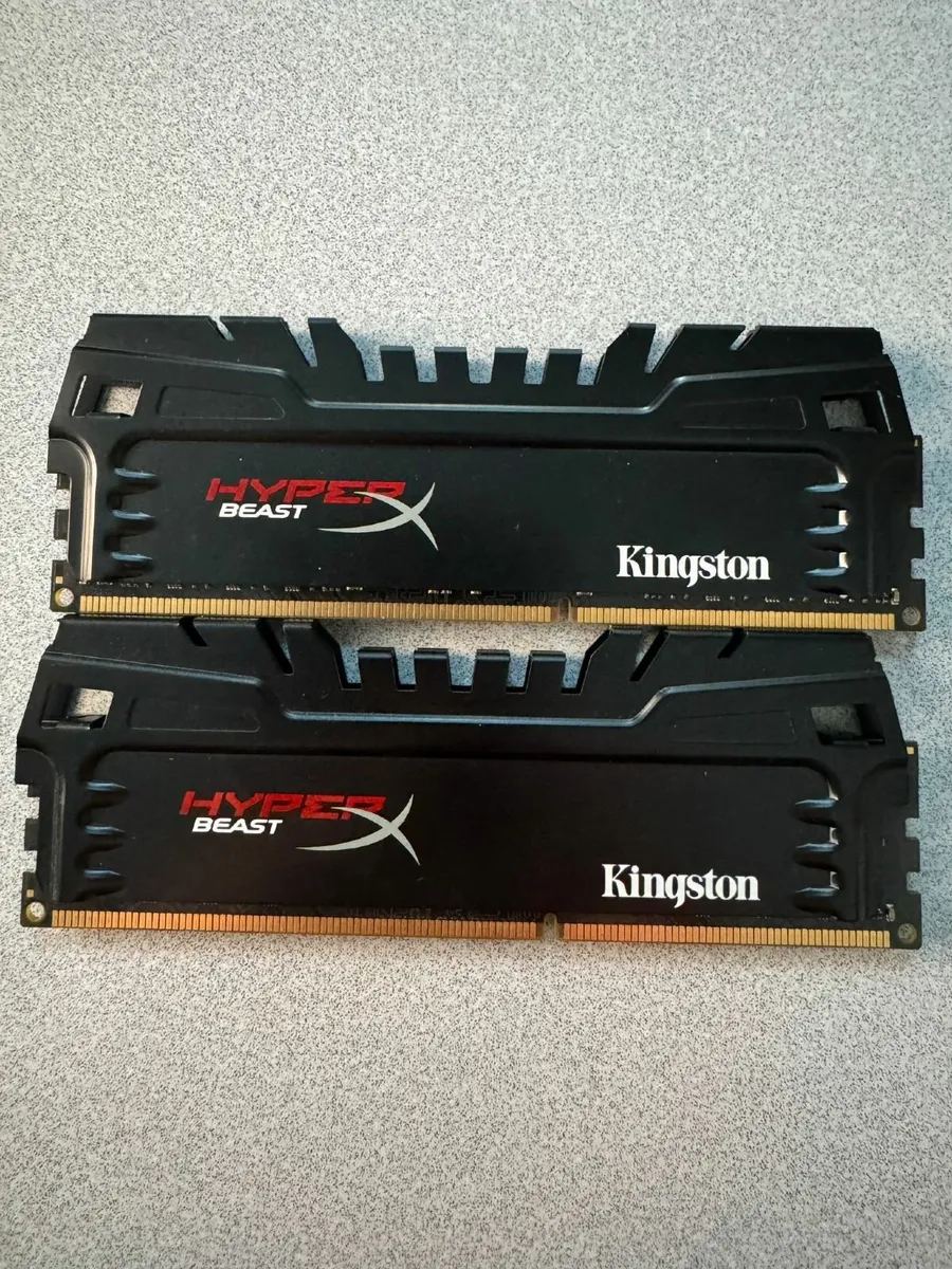 Kingston 32GB ( 2*16GB ) DDR4 PC Memory - Image 1