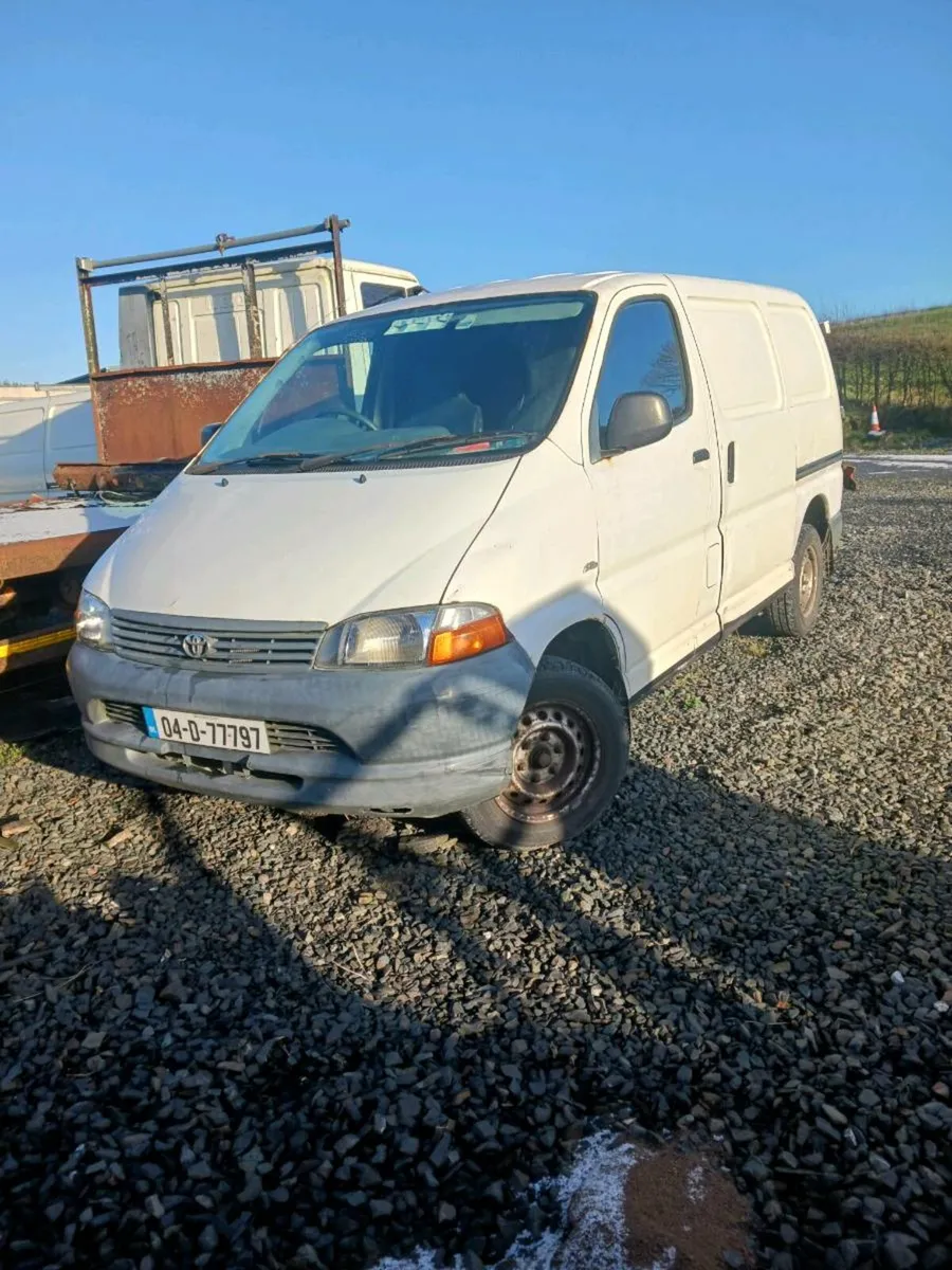2004 toyota hiace...tested 06/2026 - Image 1