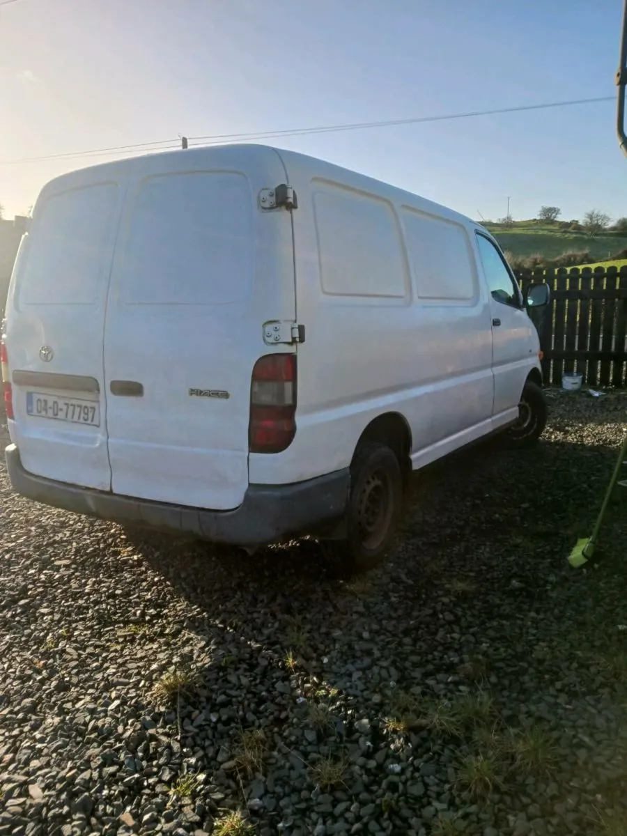 2004 toyota hiace...tested 06/2026 - Image 4