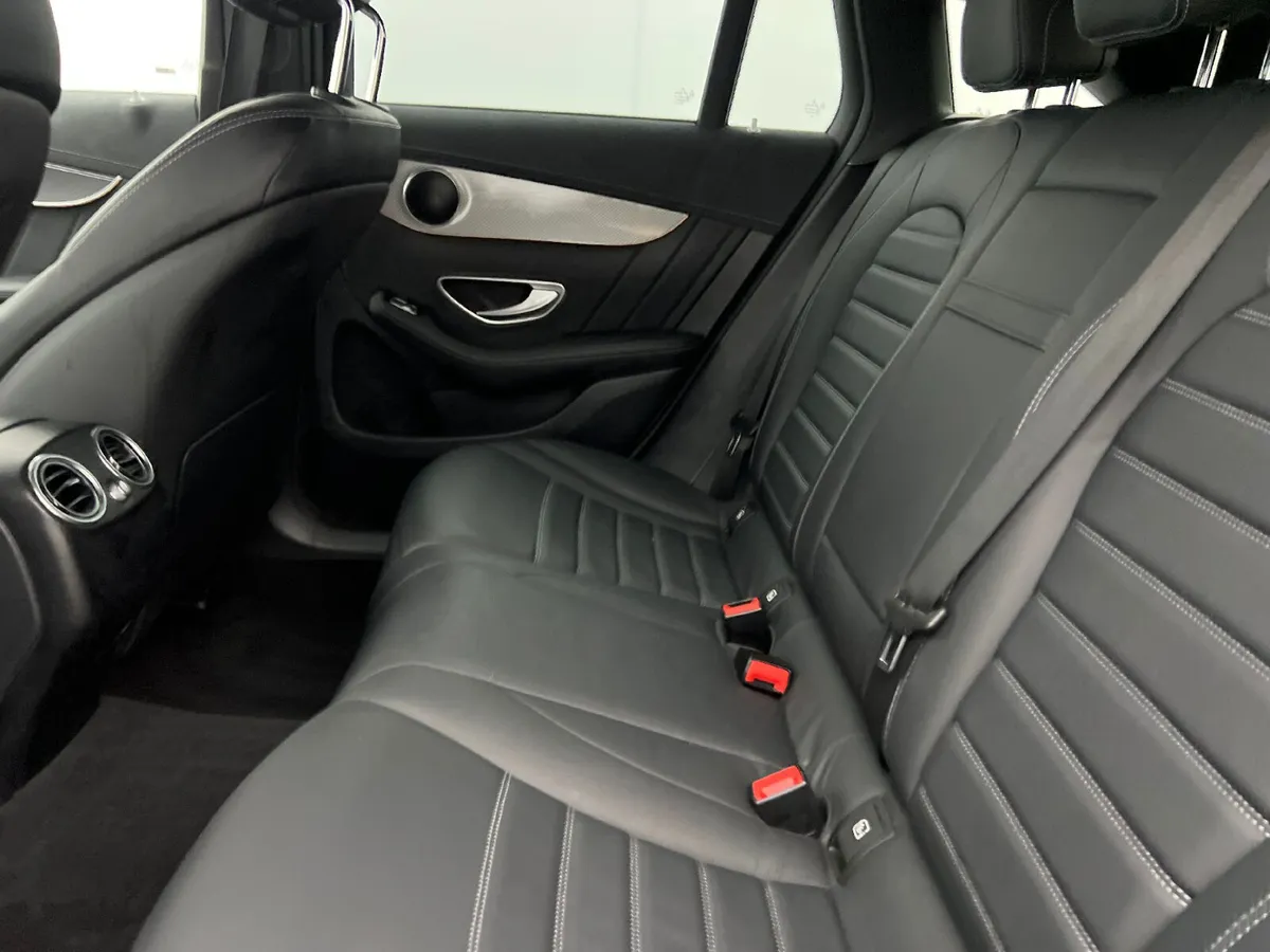 MERCEDES-BENZ EQC 400 AMG LINE 4MATIC /// 222 REG - Image 4