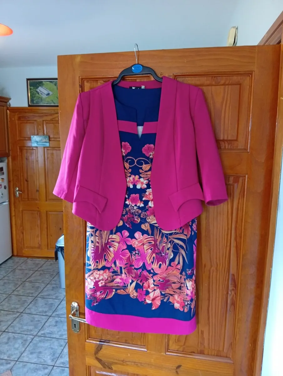 Ladies clothes - Image 2