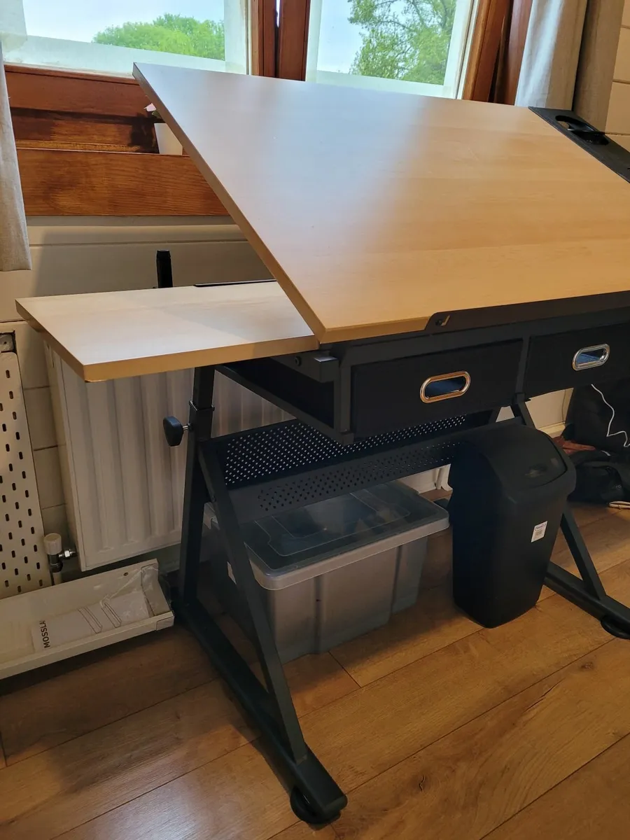 Drawing desk - Image 2