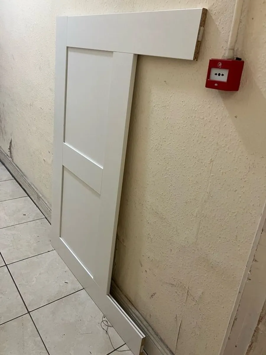 King headboard with storage compartment - Image 2