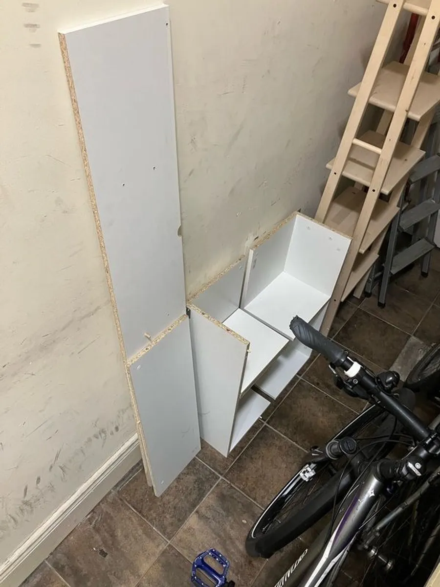 King headboard with storage compartment - Image 4