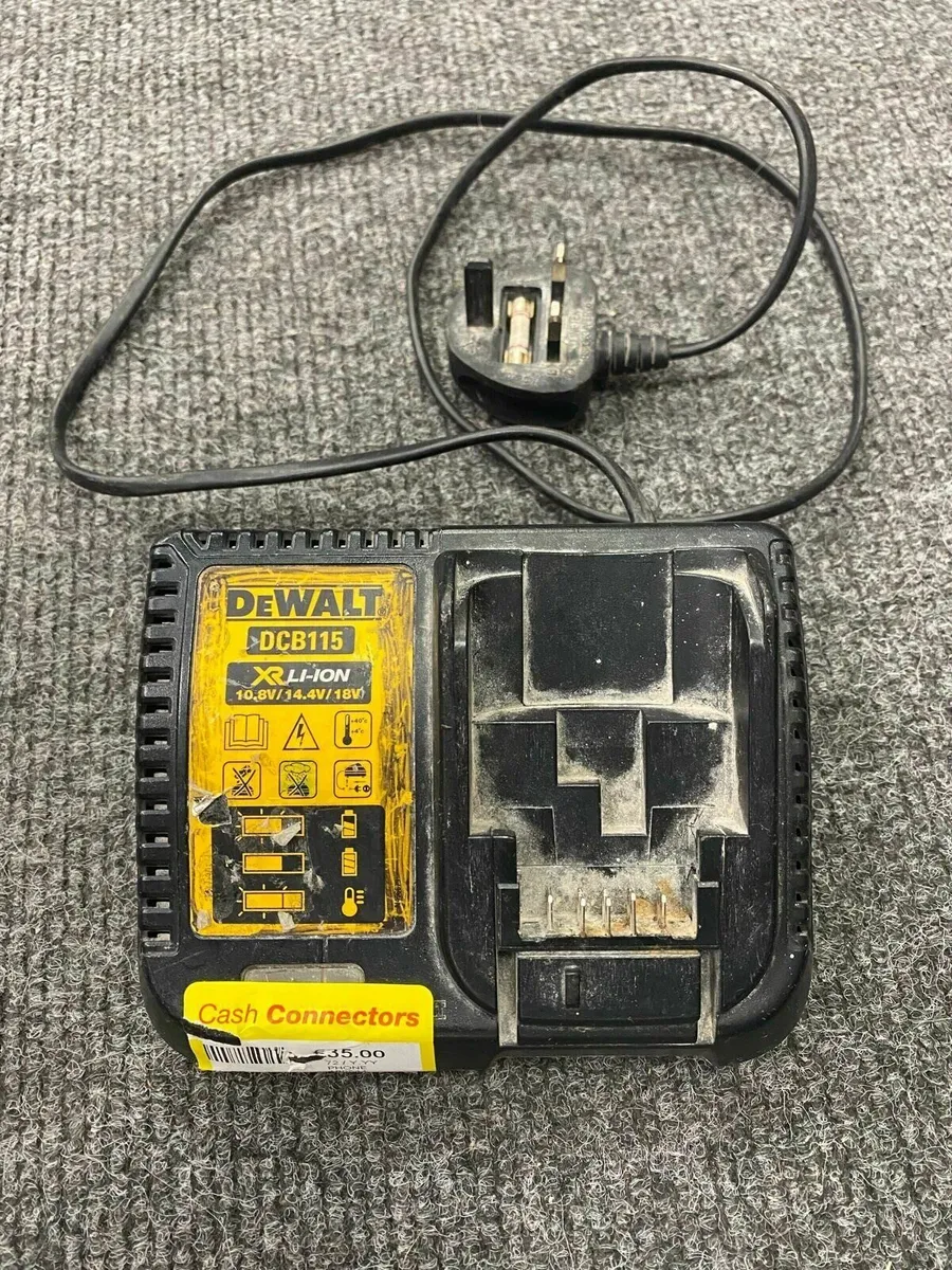 Dewalt DCB115 Charger - Image 1