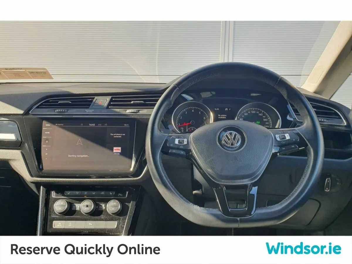 Volkswagen Touran Highline 1.4 TSI Auto (2018) **P - Image 4