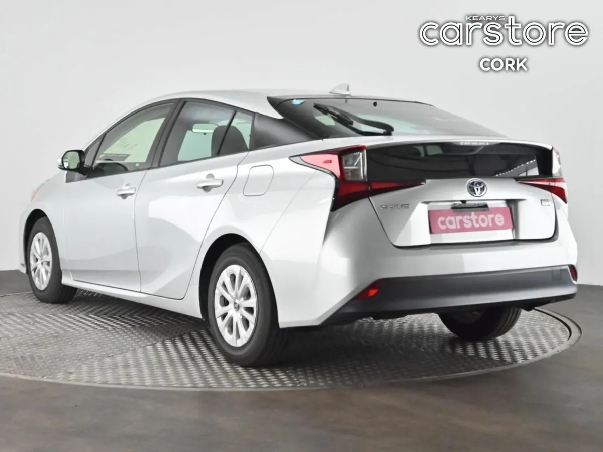 Toyota Prius 1.8 Hybrid Auto - Image 3