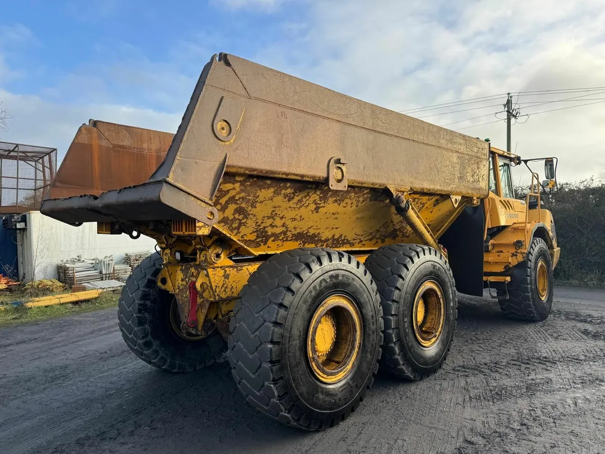 Volvo A25D Articulated Haulier - Image 3