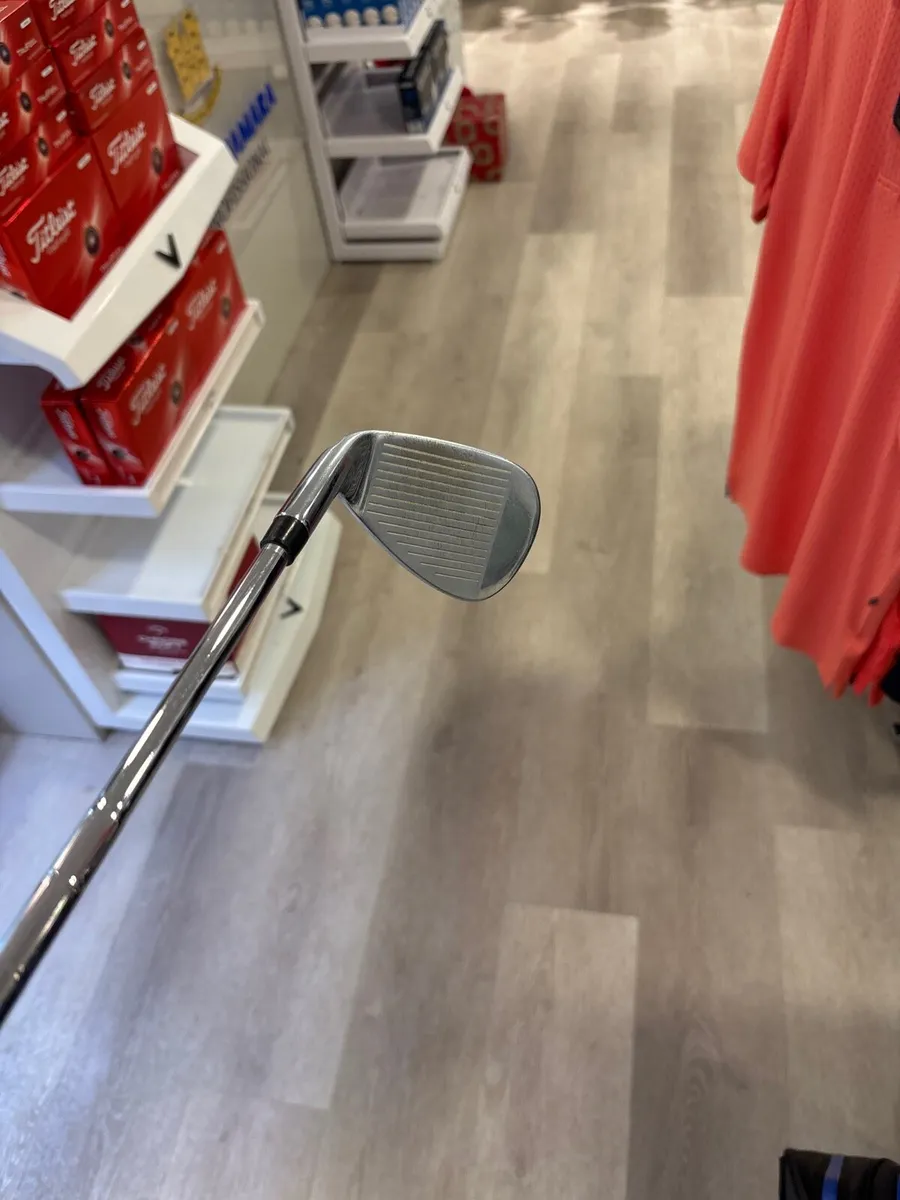 Taylor Made RSi 4-SW (Reg Flex) - Image 3