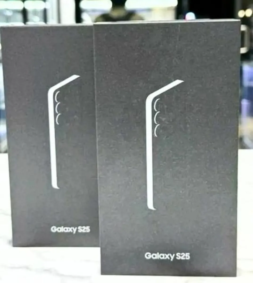 NEW Samsung S25 SAMSUNG S25