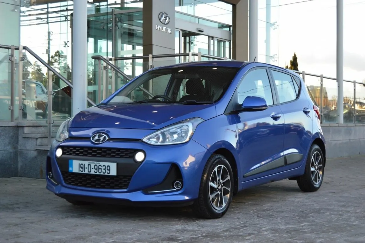 Hyundai i10 1.0 Deluxe - Image 1