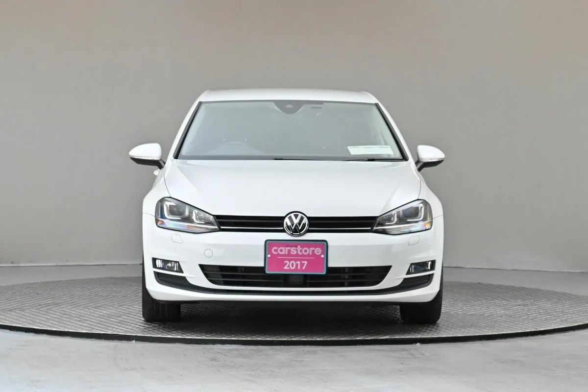 Volkswagen Golf MK 7.5 1.2 TSI DSG COMFORTLINE **C - Image 2