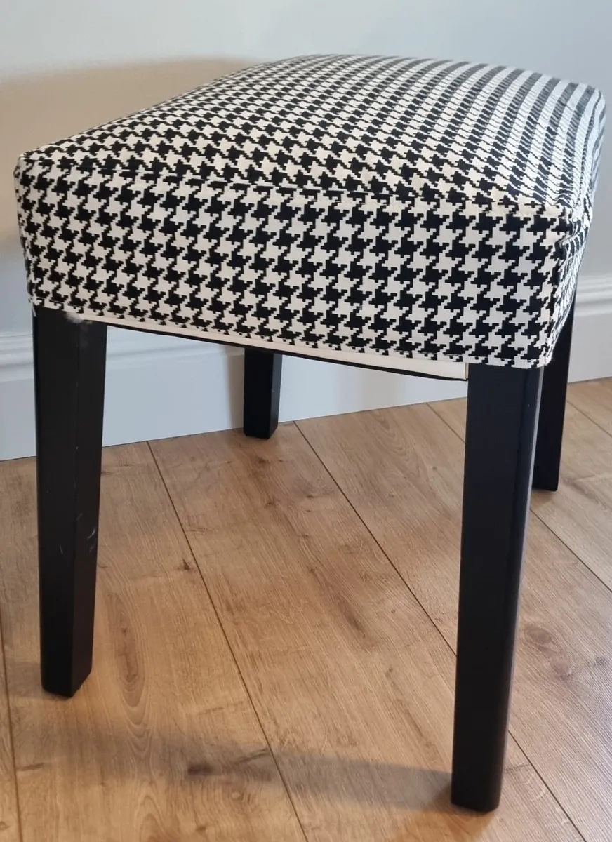 Dressing Table Seat - Image 1