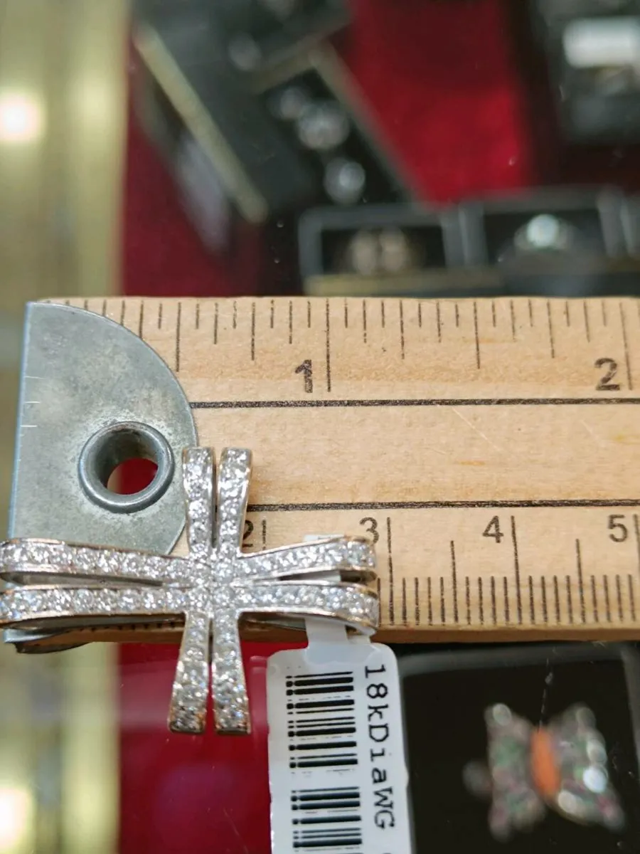 18k White Gold & Diamond Cross Pendant - Image 4