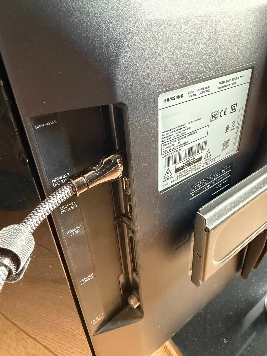 2 HD TV 40" - Samsung & Blaupunkt - Image 3