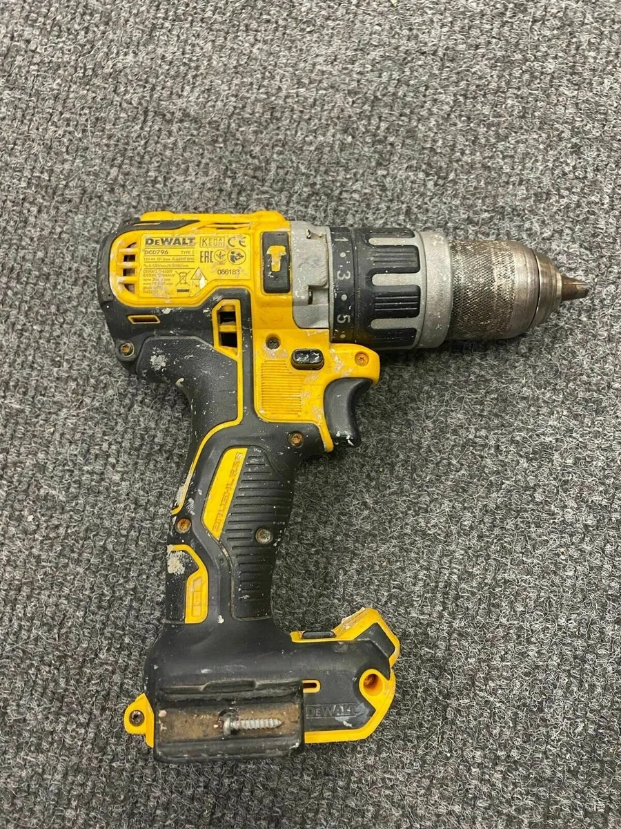 Dewalt DCD796 Cordless Drill - Image 2